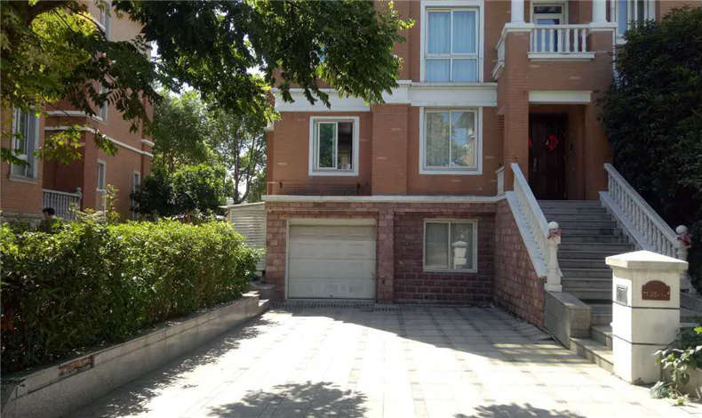 鋁合金車棚多少錢一平方？