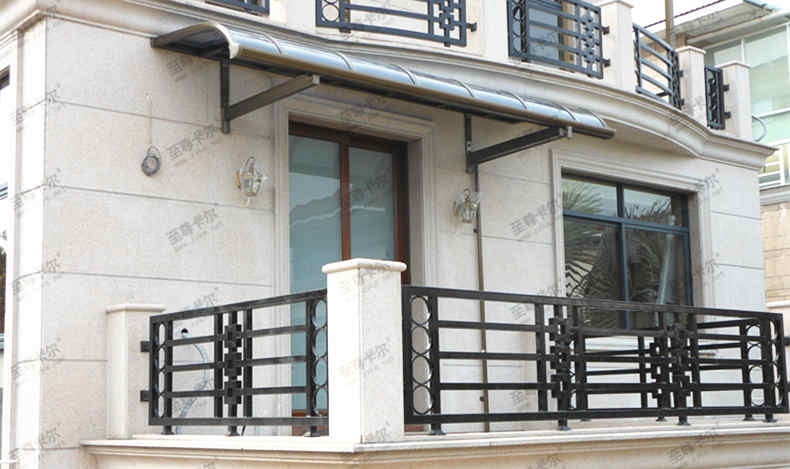 雨棚的出現(xiàn)，解決了煩惱方便了生活——至尊卡爾