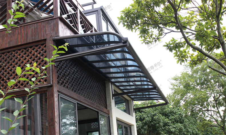 定做遮陽雨棚使用什么材質好？