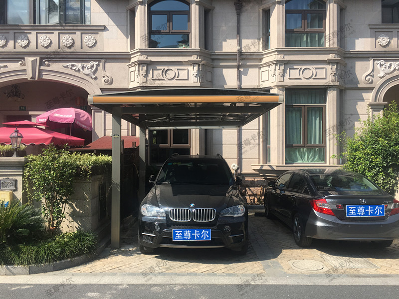 不知道耐力板車棚如何選，先看看這些耐力板車棚圖片再選擇