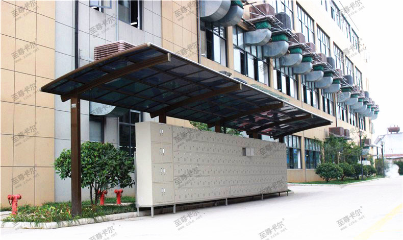 無人售貨機防雨棚用什么材料好，售貨機雨棚該如何定做？