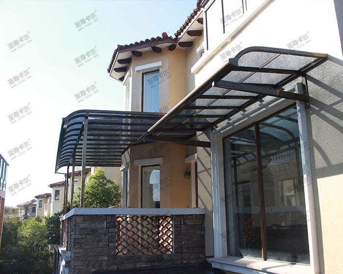 陽臺雨棚怎么選？只靠雨棚圖片會后悔，了解清楚，不吃虧