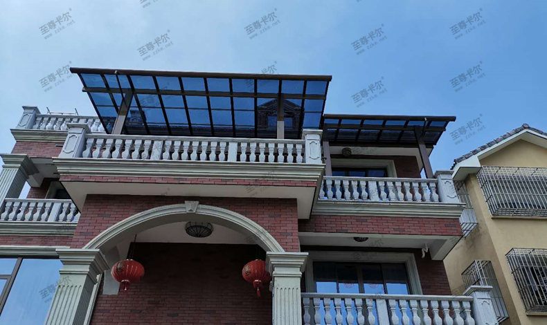 至尊卡爾雨棚怎么樣？看完才能選對雨棚廠家