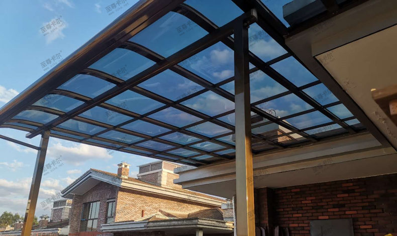 雨棚價(jià)格多少錢(qián)一平？雨棚廠家來(lái)為您解答