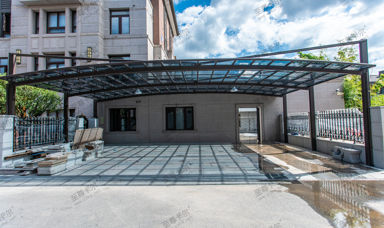 膜結(jié)構(gòu)車棚真的好嗎？相信你不知道這種新型材料車棚！