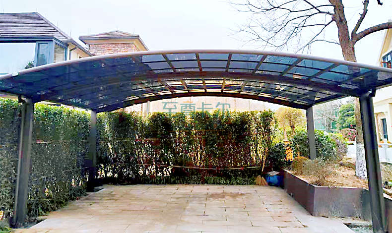 防暴盾牌、防彈玻璃與耐力板雨棚，你知道它們有什么聯系嗎？