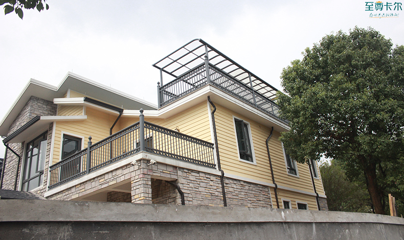 樓頂做雨棚多少錢(qián)？自家樓頂搭遮雨棚？