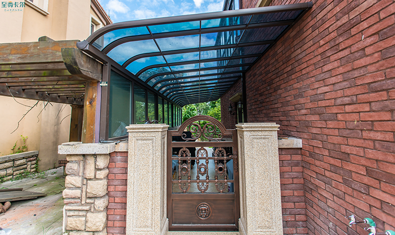 聚碳酸酯板防雨棚？中山雨棚制作廠家？